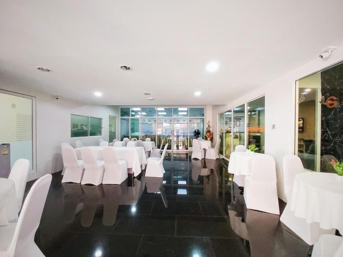 Klean Residence Hotel Банкок Екстериор снимка
