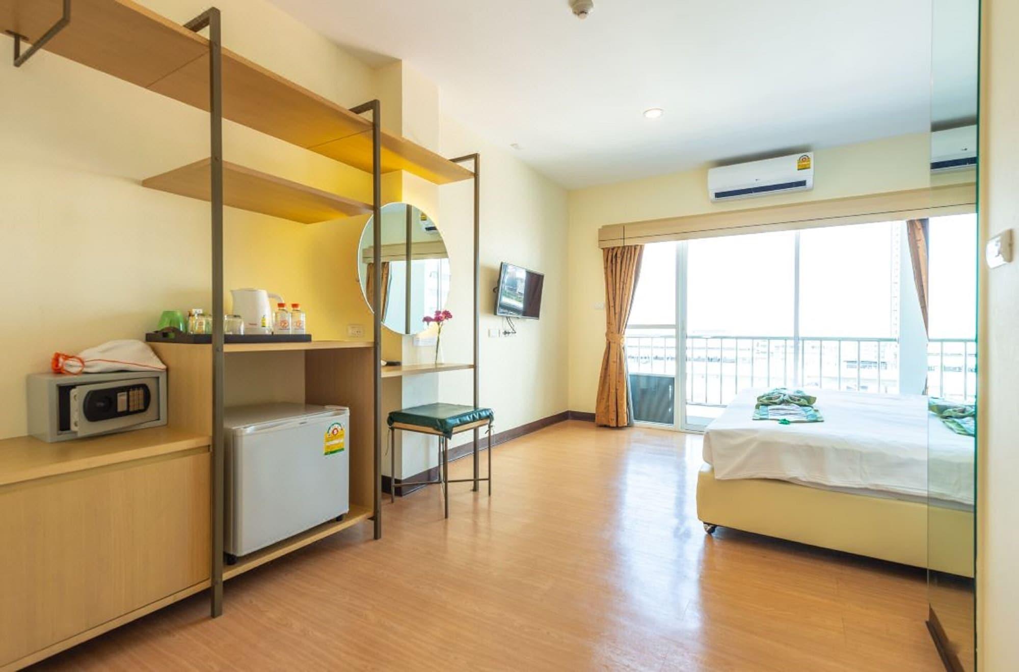 Klean Residence Hotel Банкок Екстериор снимка