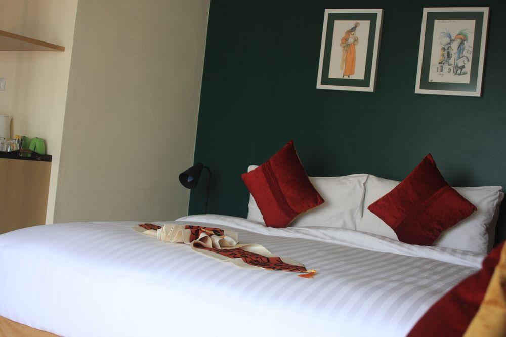Klean Residence Hotel Банкок Екстериор снимка