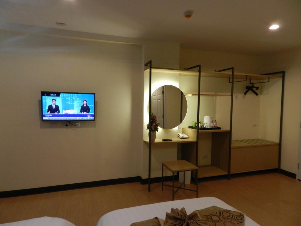 Klean Residence Hotel Банкок Екстериор снимка